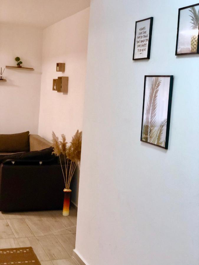 City Break Maya Apartment Oradea Bagian luar foto